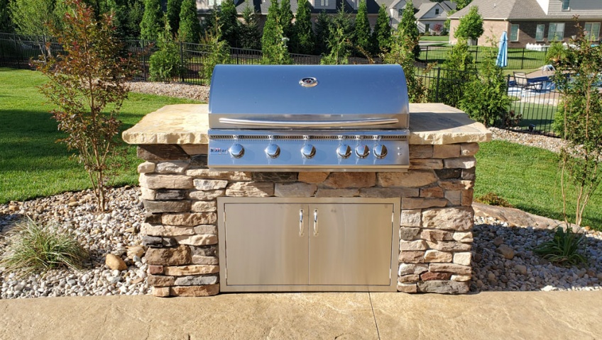 built in grills / outdoor kitchen installation evansville Indiana