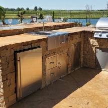 outdoor kitchen